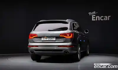 Audi Q7 2011 4.1 Автомат в Москве № 154880, миниатюра 10