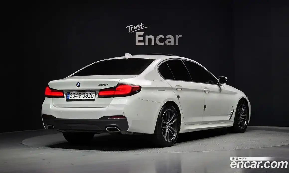 BMW 5-Series 2023 2.0 Автомат в Москве № 155115, фото 13