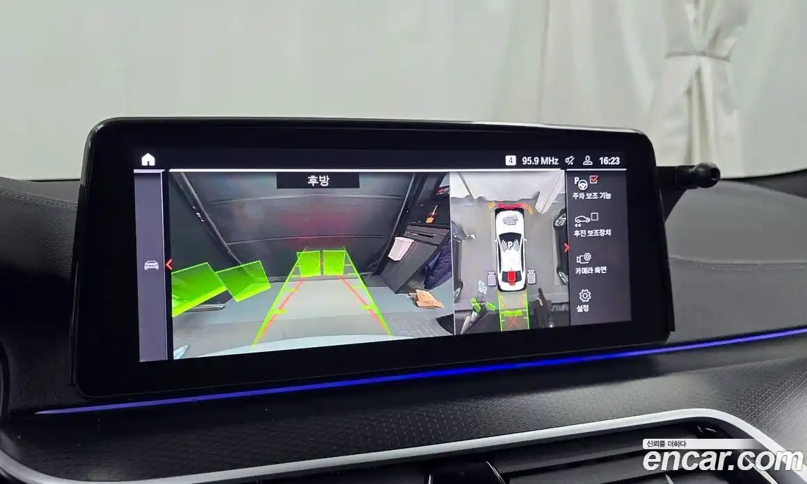 BMW 5-Series 2023 2.0 Автомат в Москве № 155115, фото 15