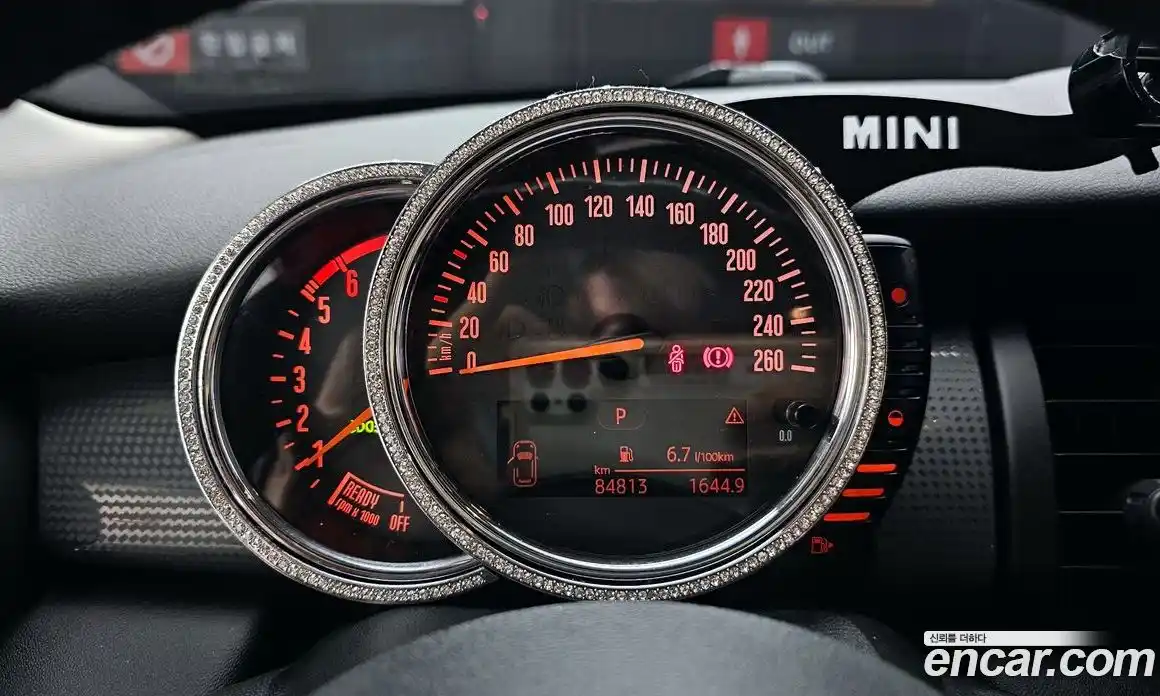 Mini Cooper 2015 1.5 Автомат в Москве № 156165, фото 5