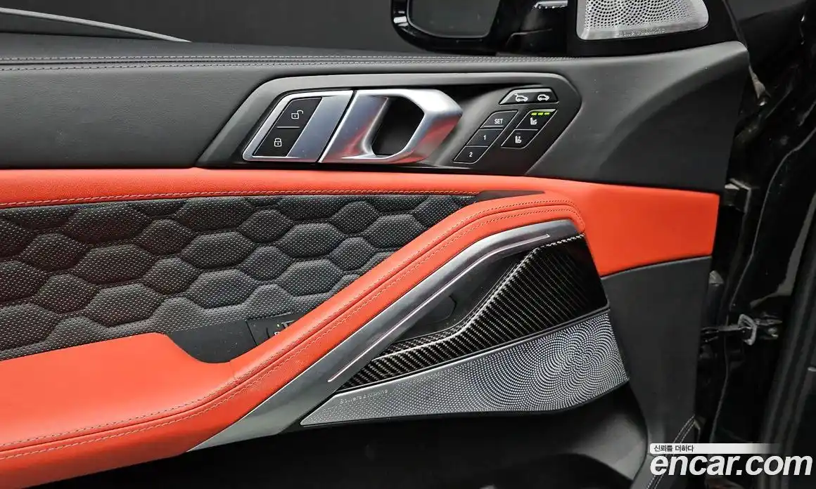 BMW X6M 2023 4.4 Автомат в Москве № 157020, фото 17