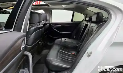 BMW 5-Series 2018 2.0 Автомат в Москве № 157292, миниатюра 8