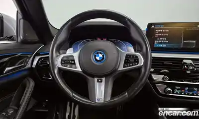 BMW 5-Series 2023 2.0 Автомат в Москве № 157764, миниатюра 2