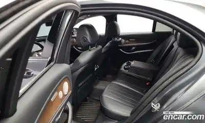 Mercedes-Benz E-Class 2020 2.0 Автомат в Москве № 158208, миниатюра 12