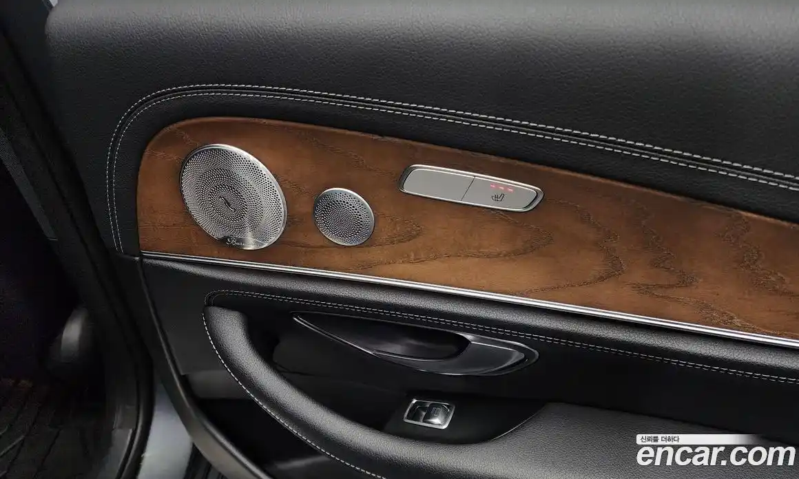 Mercedes-Benz E-Class 2020 2.0 Автомат в Москве № 158208, фото 19