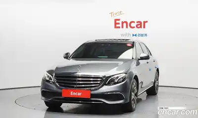 Mercedes-Benz E-Class 2020 2.0 Автомат в Москве № 158208, миниатюра 3