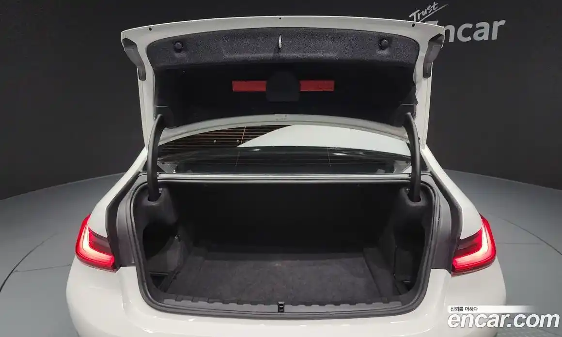 BMW 3-Series 2020 2.0 Автомат в Москве № 158667, фото 5