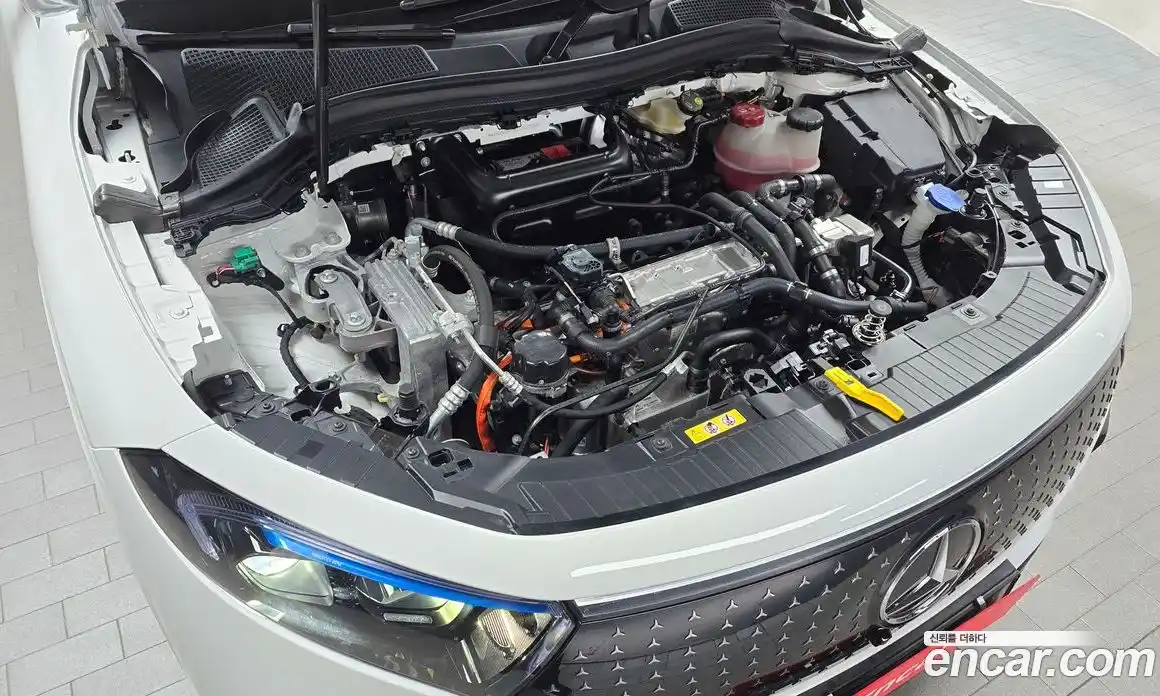 Mercedes-Benz EQA 2025 0.2 Автомат в Москве № 160095, фото 17