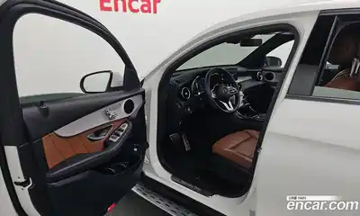 Mercedes-Benz GLC-Class 2021 1.9 Автомат в Москве № 162015, миниатюра 2