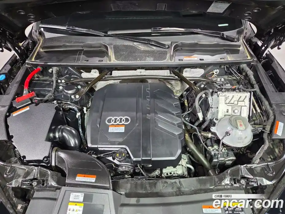 Audi Q5 2023 2.0 Автомат в Москве № 162429, фото 18