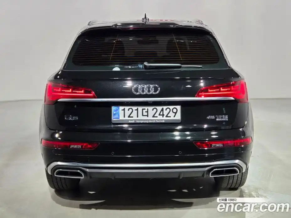 Audi Q5 2023 2.0 Автомат в Москве № 162429, фото 5