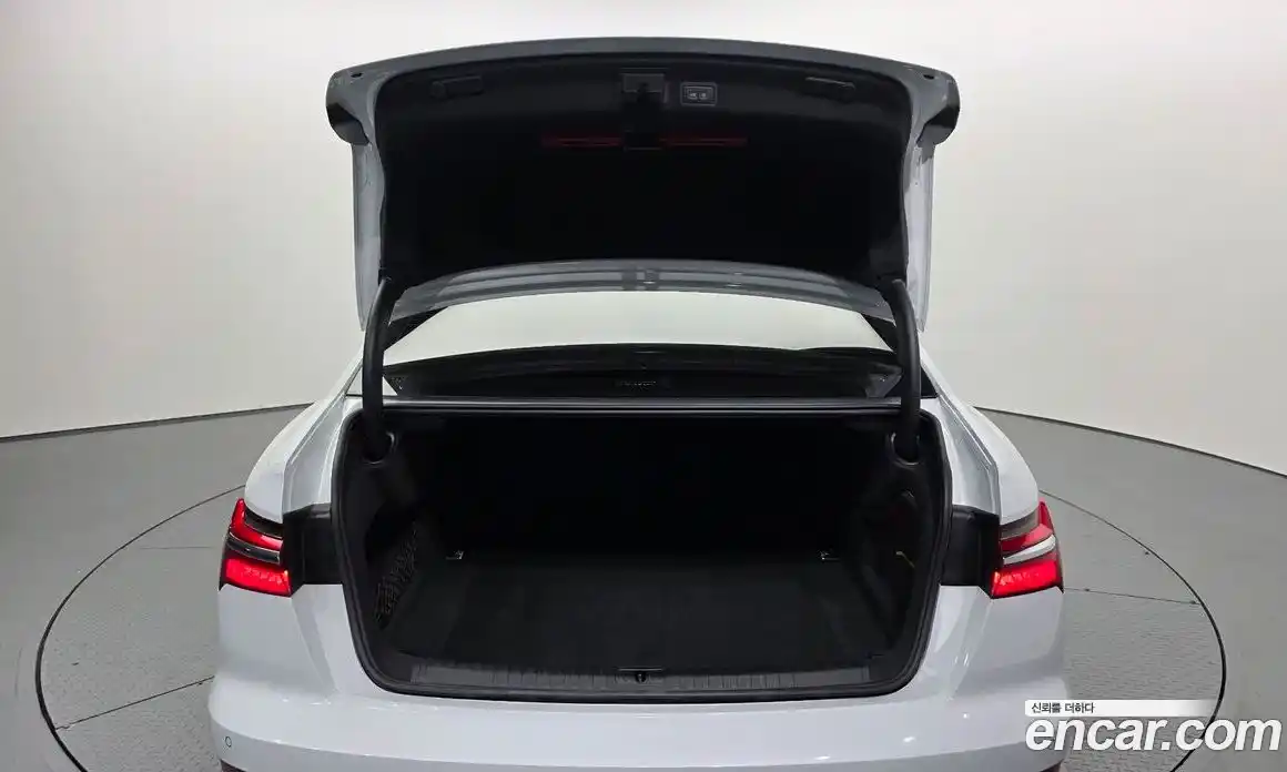 Audi A6 2023 2.0 Автомат в Москве № 163088, фото 11