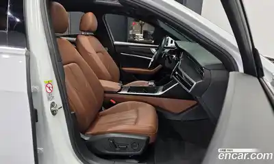 Audi A6 2023 2.0 Автомат в Москве № 163088, миниатюра 12