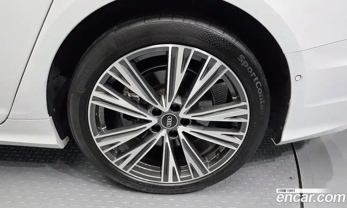 Audi A6 2023 2.0 Автомат в Москве № 163088, фото 6