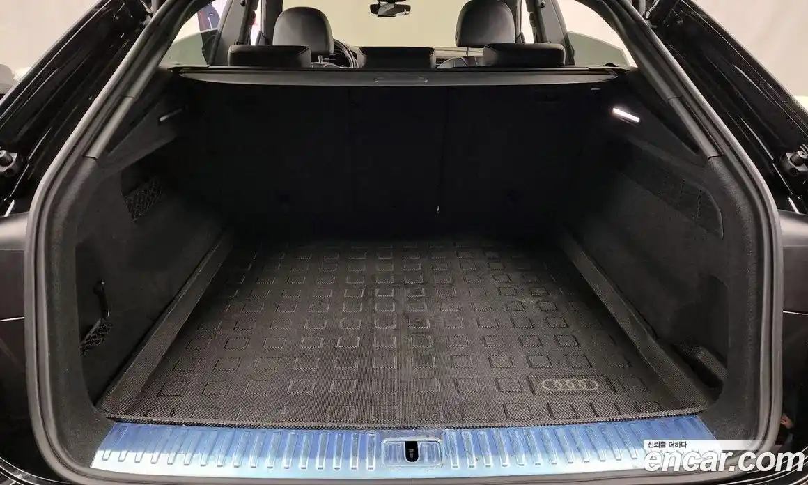 Audi Q8 2022 3.0 Автомат в Москве № 163163, фото 14