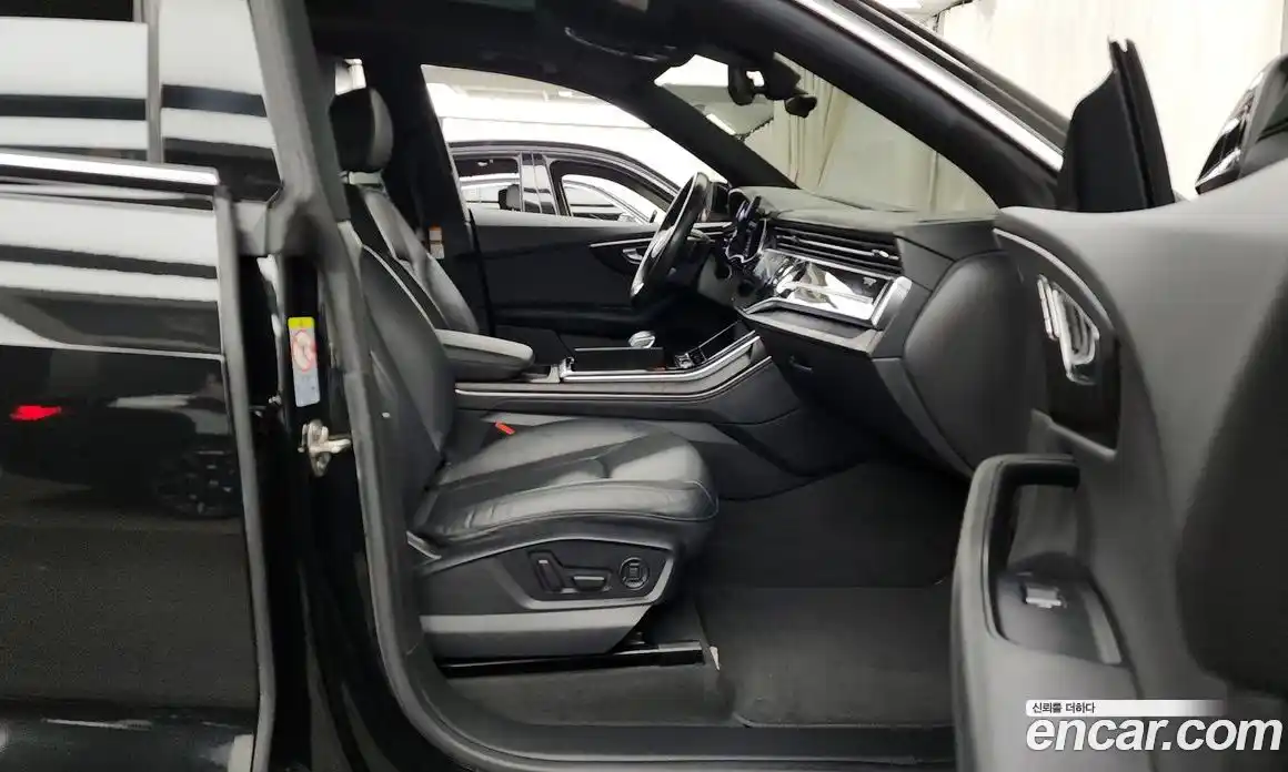 Audi Q8 2022 3.0 Автомат в Москве № 163163, фото 17