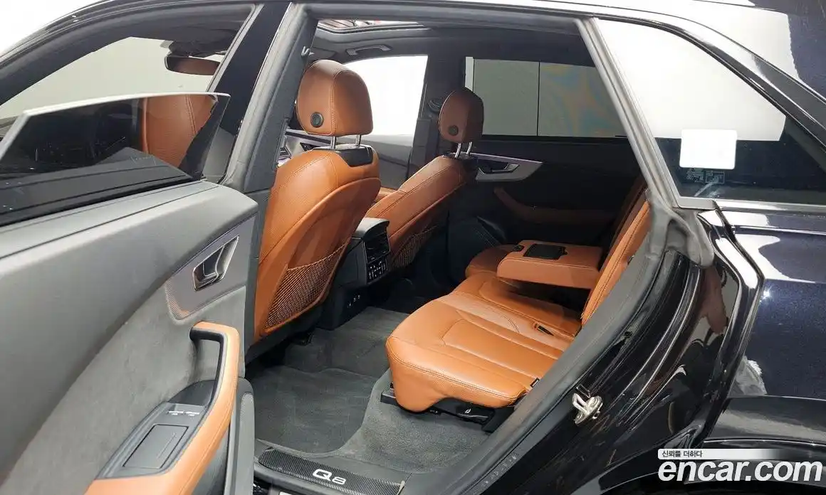 Audi Q8 2021 3.0 Автомат в Москве № 163368, фото 11