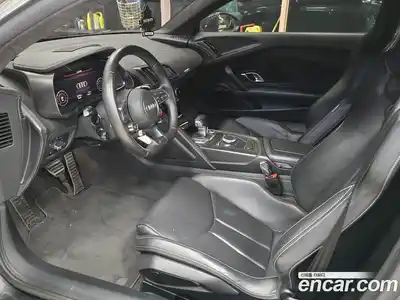 Audi R8 2017 5.2 Автомат в Москве № 163950, миниатюра 12