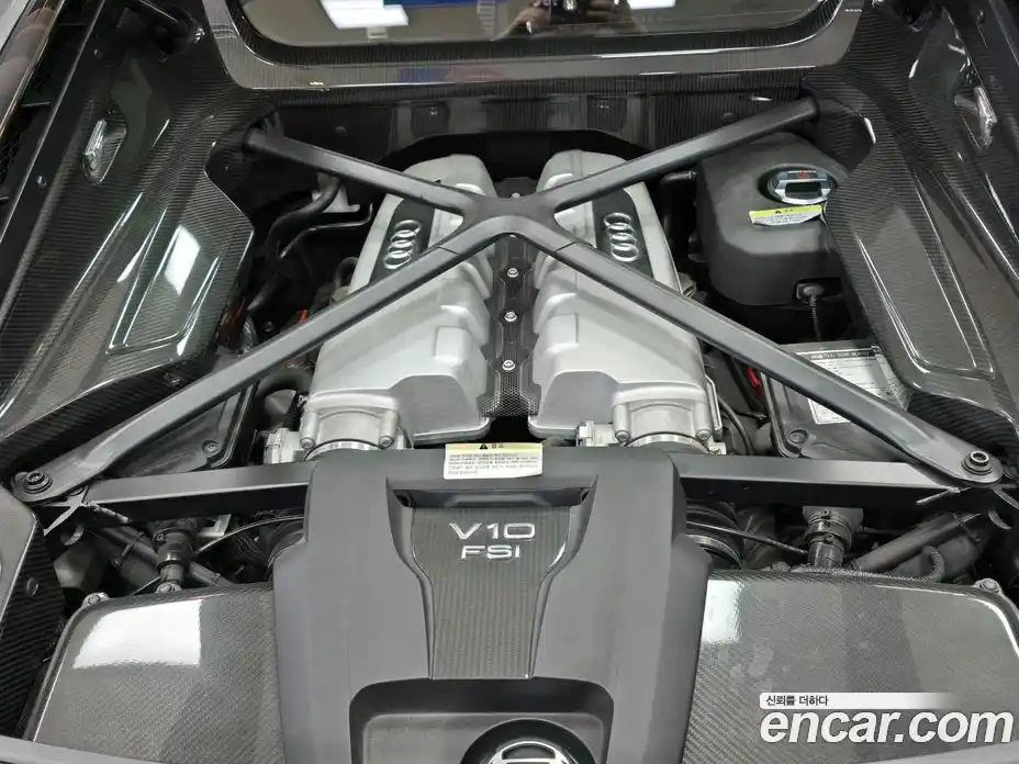 Audi R8 2017 5.2 Автомат в Москве № 163950, фото 8