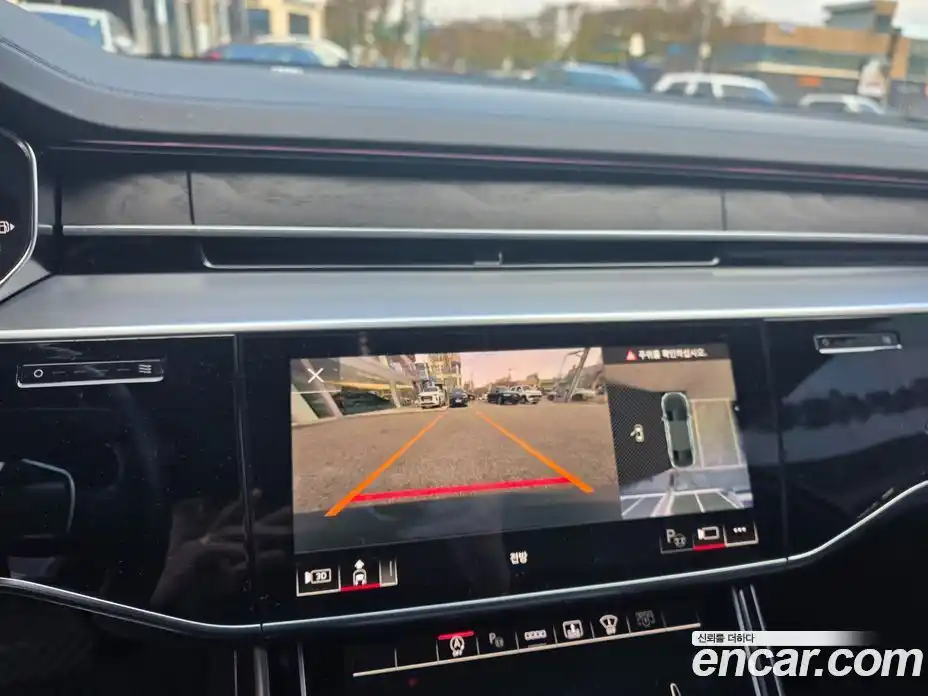 Audi A8 2022 3.0 Автомат в Москве № 163965, фото 11