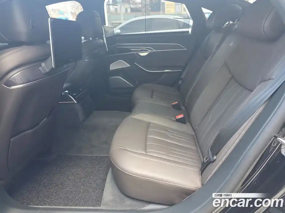 Audi A8 2022 3.0 Автомат в Москве № 163965, фото 16
