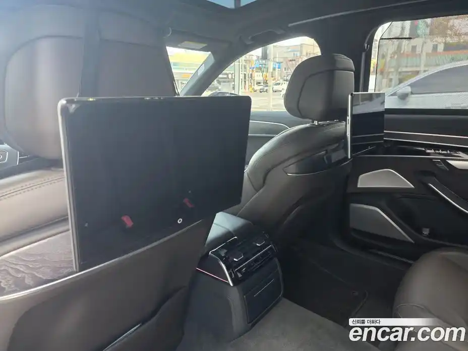 Audi A8 2022 3.0 Автомат в Москве № 163965, фото 17