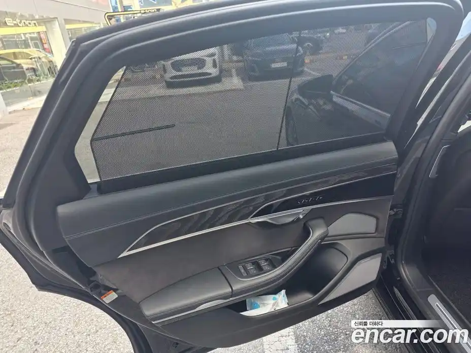 Audi A8 2022 3.0 Автомат в Москве № 163965, фото 18