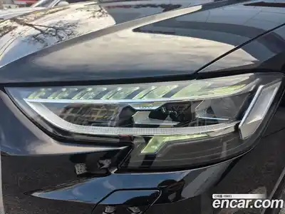 Audi A8 2022 3.0 Автомат в Москве № 163965, миниатюра 6