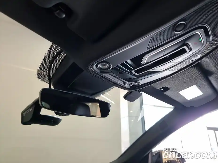 Audi Q8 2023 3.0 Автомат в Москве № 163989, фото 17