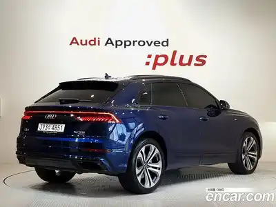 Audi Q8 2023 3.0 Автомат в Москве № 163989, миниатюра 2