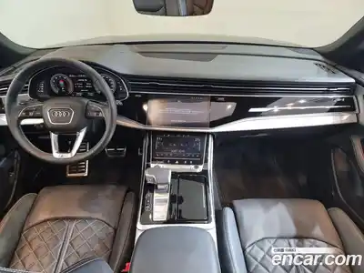 Audi Q8 2023 3.0 Автомат в Москве № 163989, миниатюра 7