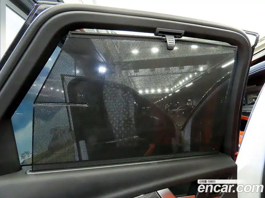 Audi SQ5 2021 3.0 Автомат в Москве № 164100, фото 15