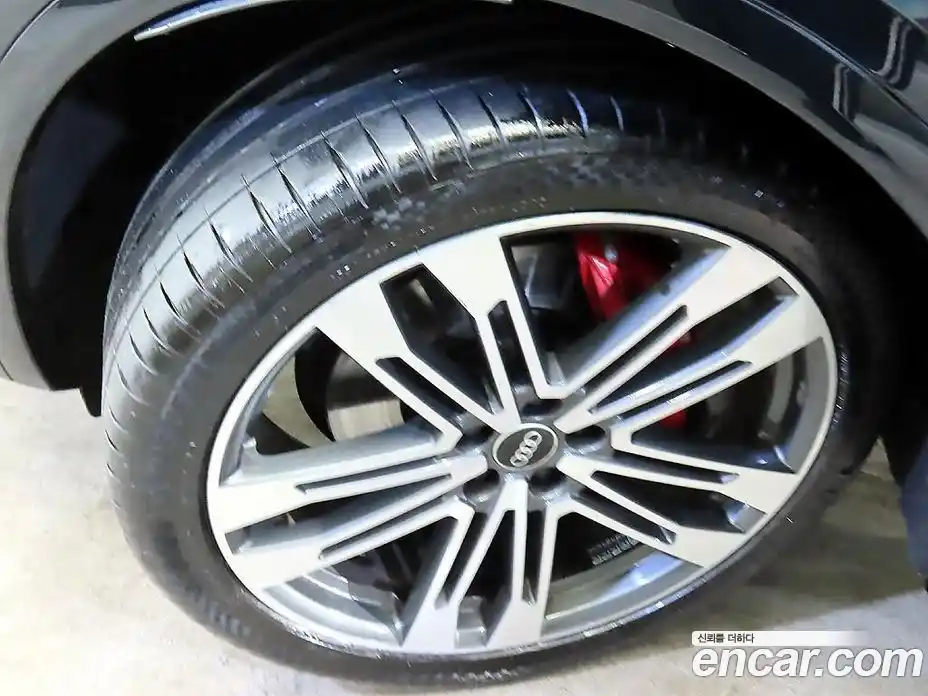 Audi SQ5 2021 3.0 Автомат в Москве № 164100, фото 20