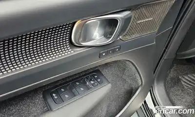 Volvo XC40 2025 2.0 Автомат в Москве № 164255, миниатюра 10