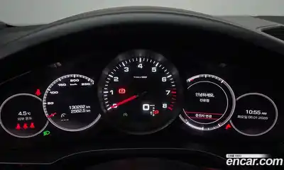 Porsche Cayenne 2021 3.0 Автомат в Москве № 165567, миниатюра 4