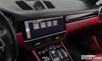 Porsche Cayenne 2021 3.0 Автомат в Москве № 165567, миниатюра 8