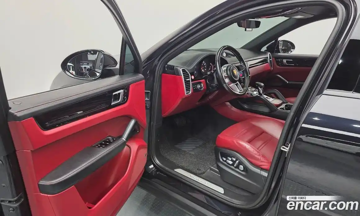 Porsche Cayenne 2021 3.0 Автомат в Москве № 165567, фото 10