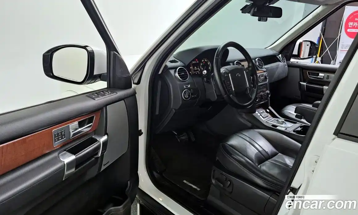 Land Rover Discovery 2016 3.0 Автомат в Москве № 166137, фото 11