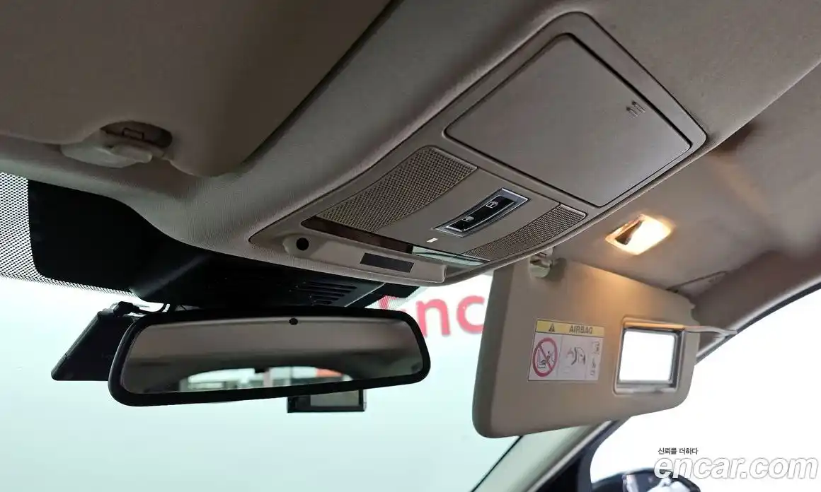 Land Rover Discovery Sport 2016 2.0 Автомат в Москве № 166545, фото 17