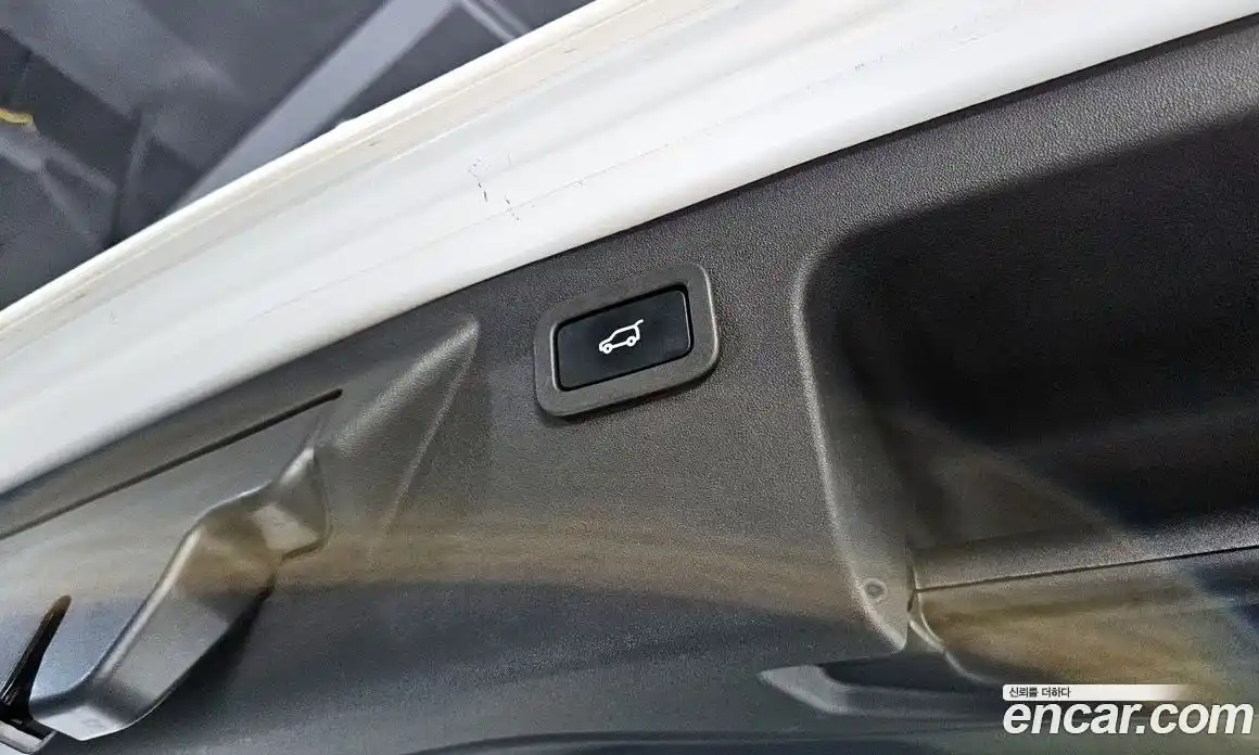 Land Rover Discovery Sport 2016 2.0 Автомат в Москве № 166545, фото 10