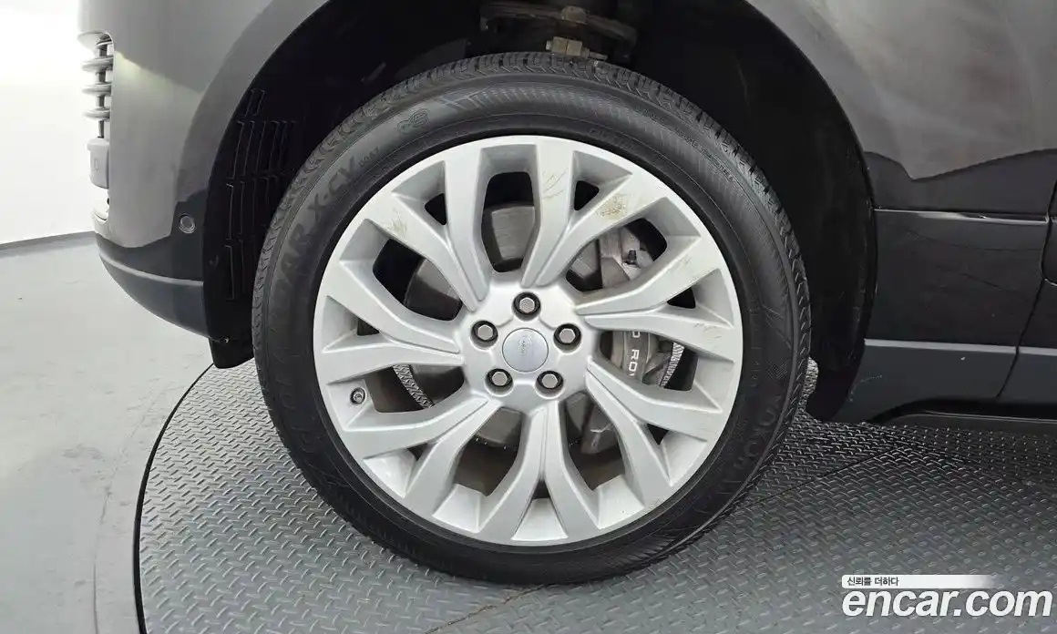 Land Rover Range-Rover 2020 5.0 Автомат в Москве № 166584, фото 9