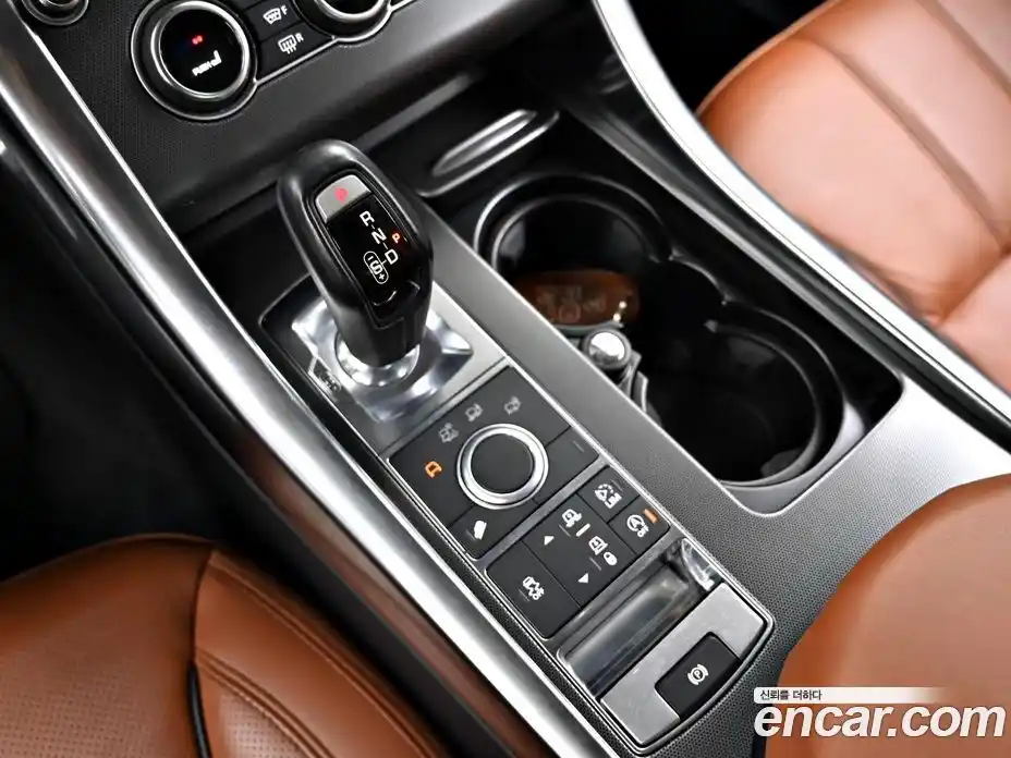 Land Rover Range-Rover Sport 2017 3.0 Автомат в Москве № 166618, фото 9