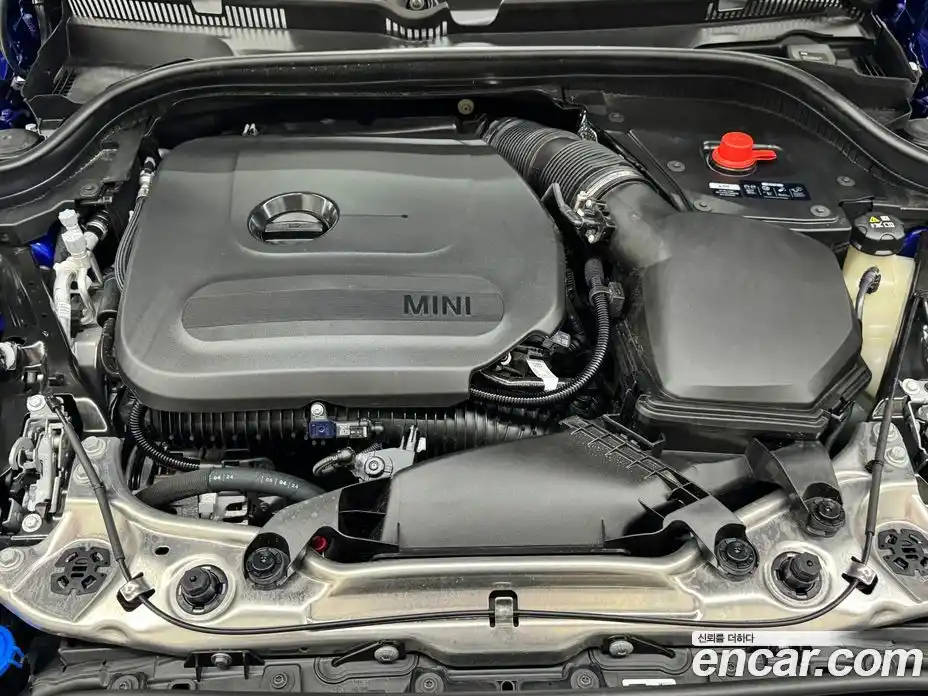 Mini Cooper Convertible 2025 2.0 Автомат в Москве № 167353, фото 6