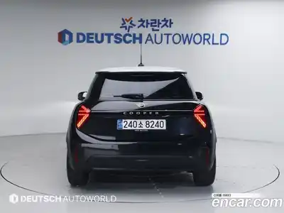 Mini Cooper 2025 2.0 Автомат в Москве № 167411, миниатюра 4