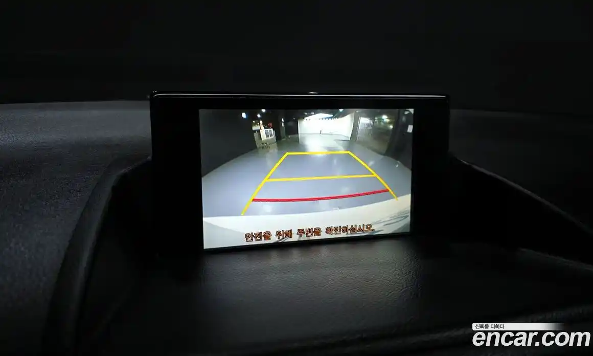 Lexus CT200h 2015 1.8 Автомат в Москве № 168182, фото 3