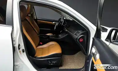 Lexus CT200h 2015 1.8 Автомат в Москве № 168182, миниатюра 8