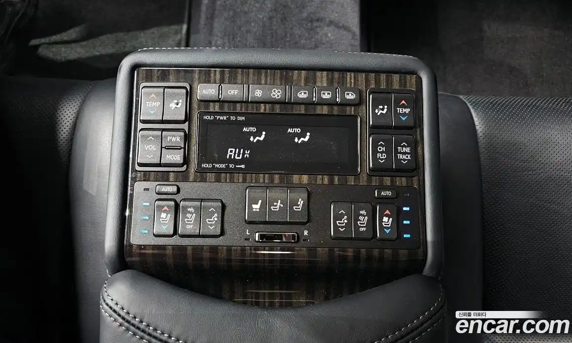 Lexus LS 2015 4.6 Автомат в Москве № 168254, фото 14