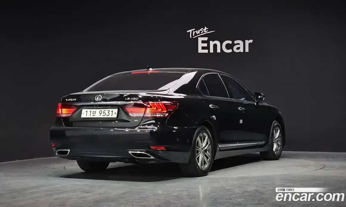 Lexus LS 2015 4.6 Автомат в Москве № 168254, фото 7