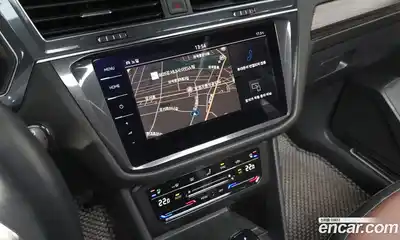 Volkswagen Tiguan 2023 2.0 Автомат в Москве № 168424, миниатюра 2