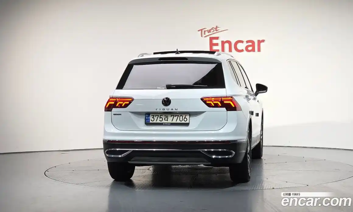 Volkswagen Tiguan 2023 2.0 Автомат в Москве № 168424, фото 5